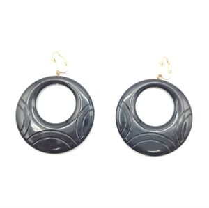Chic Vintage Retro Black Resin and Gold Hoop Clip-on Earrings from 1980s